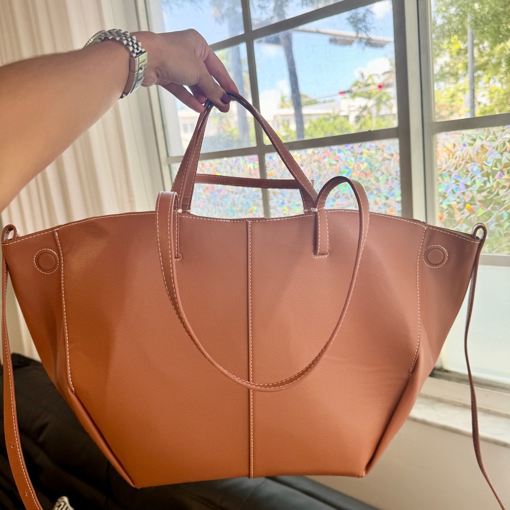 Large Camel Tote
